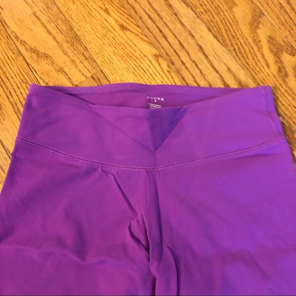 ZOBHA Cropped Yoga leggings Purple Women's SIZE 4 - Picture 3 of 4